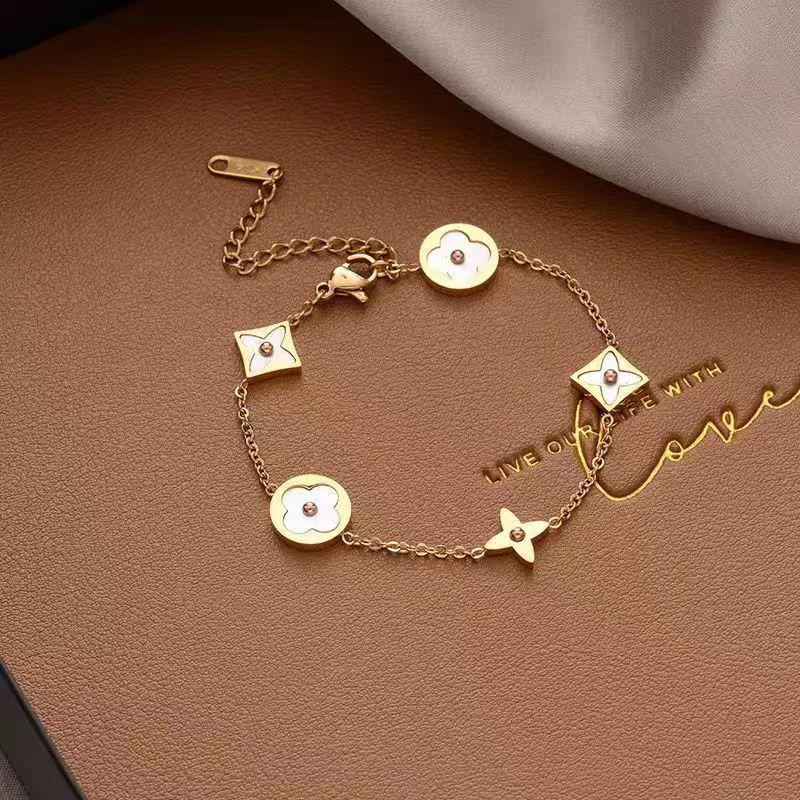 Sieraden inkopen voor webshop, winkel en wederverkoop 2